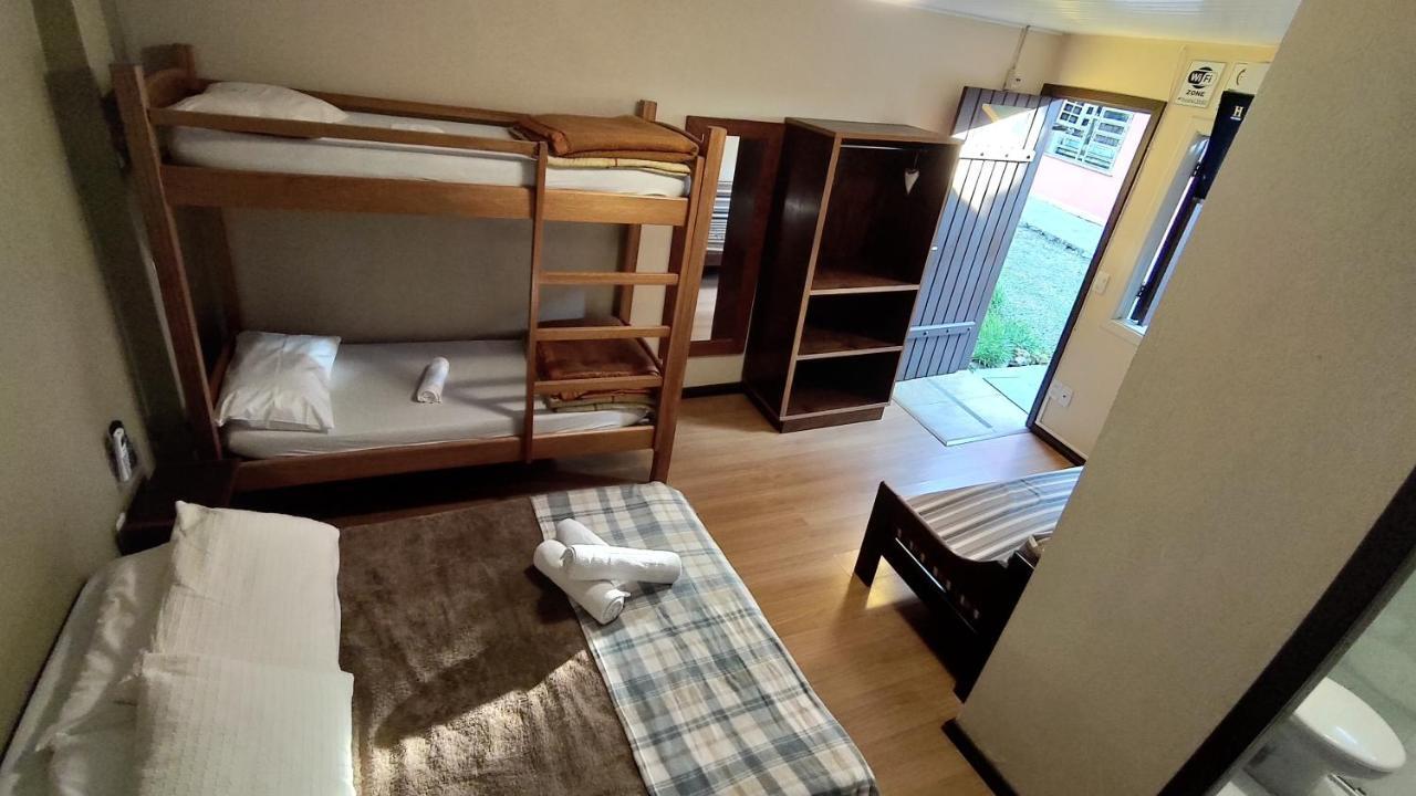 Gramado Hostel Esterno foto